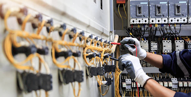 Professional Electrician technician working in Firthcliffe, NY